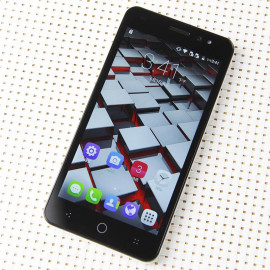 TCL P588L Smartphone (Android 5.1,5.0 Inch, 4G+WiFi,8GB+1GB)